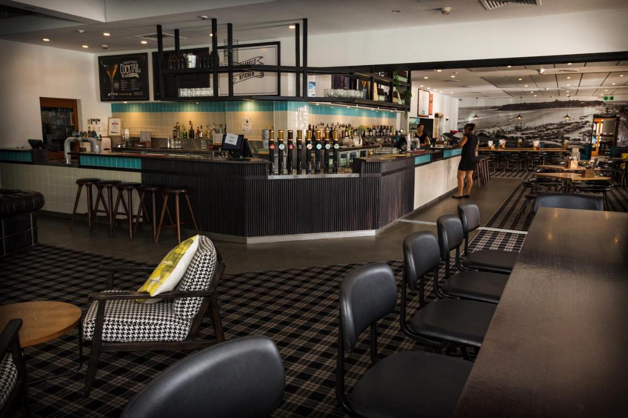 Coolangatta Sands Hotel Exterior foto